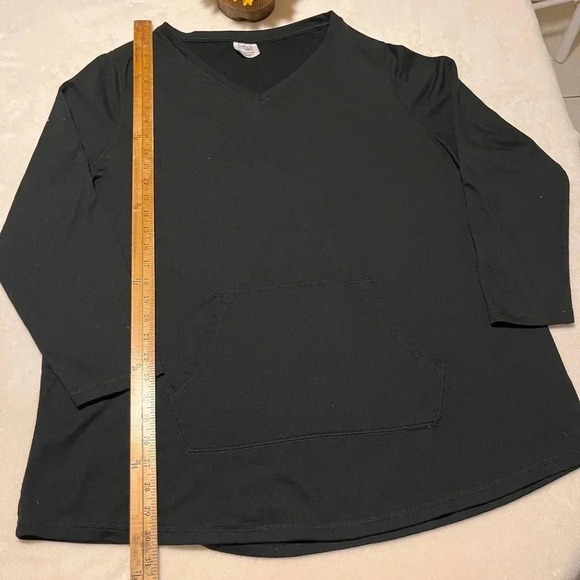 Danskin Now Tops - Danskin Now women’s size 2X long sleeve black sweatshirt